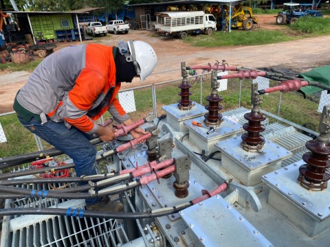 ตรวจเช็คและทำความสะอาดลูกถ้วย งานไฟฟ้าแรงสูง ด่วน